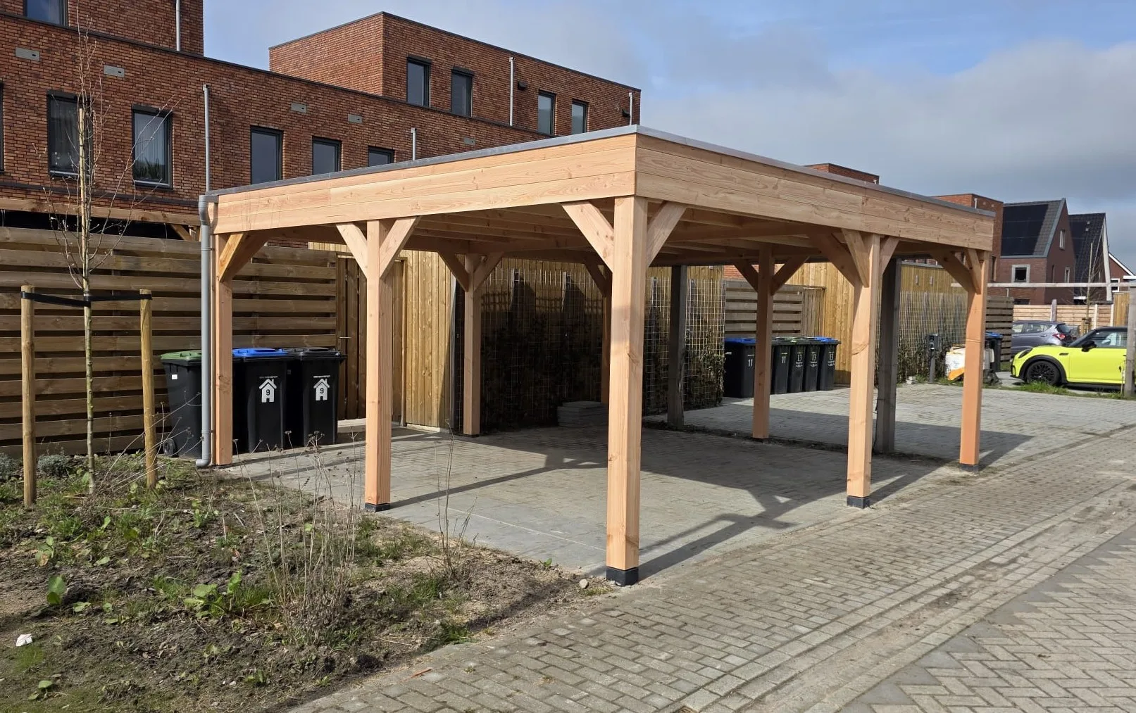 Dubbele Douglas carport met Sedumdak